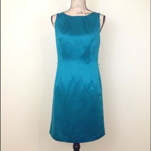 NWT! Ann Taylor Green Sleeveless Midi Dress